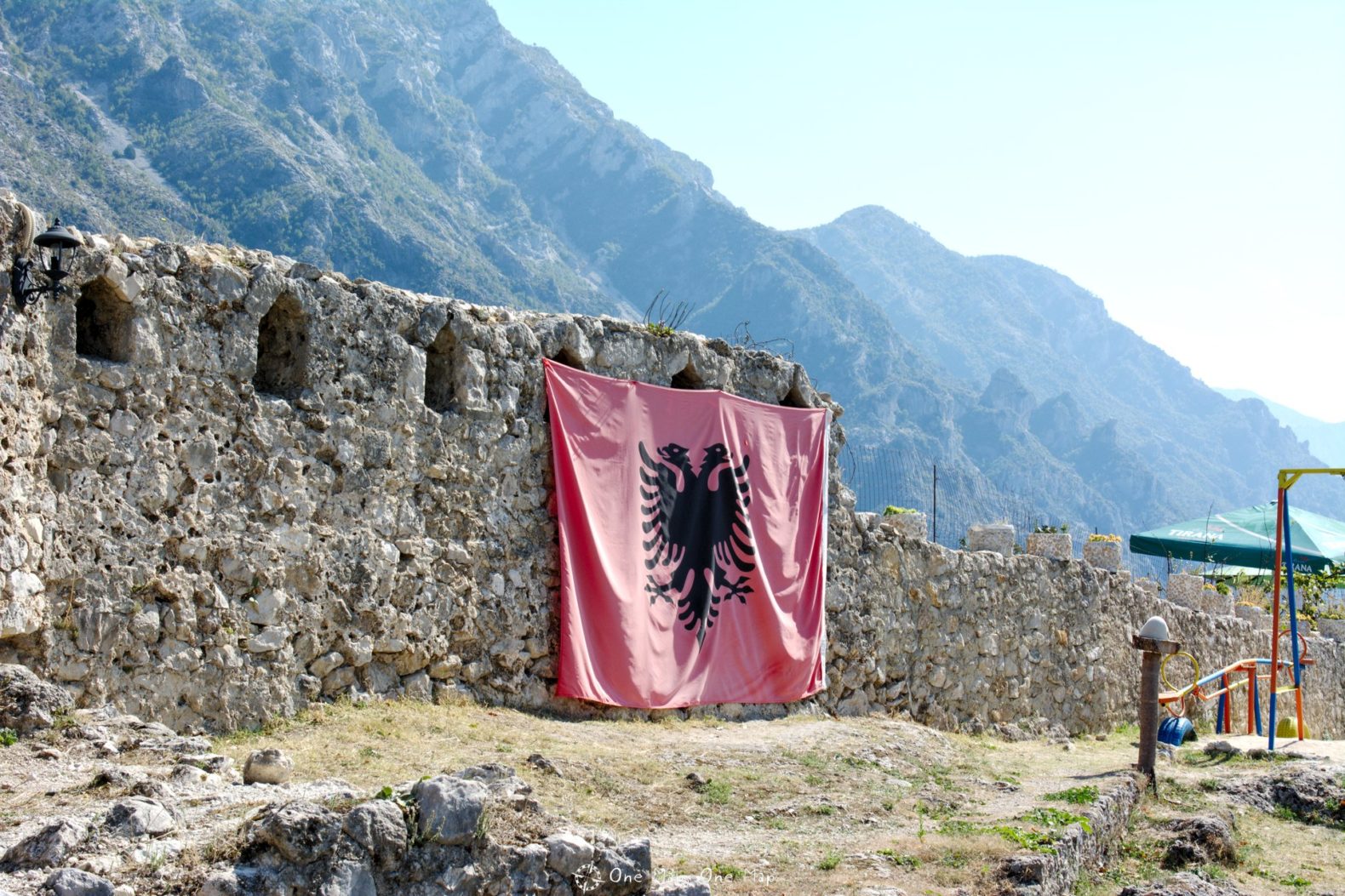 Krujë, die Heimat von Skanderbeg One Man, One Map