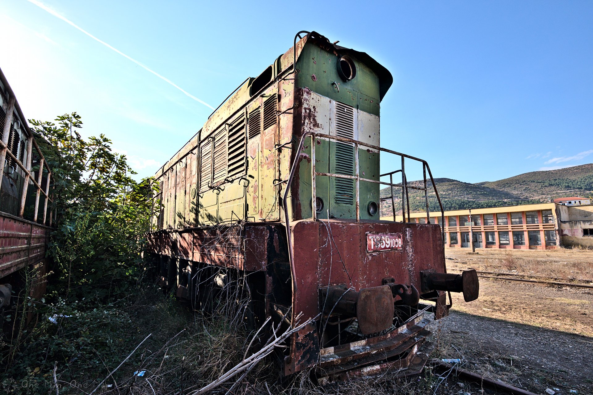 Kein Zug nach Nordmazedonien One Man, One Map