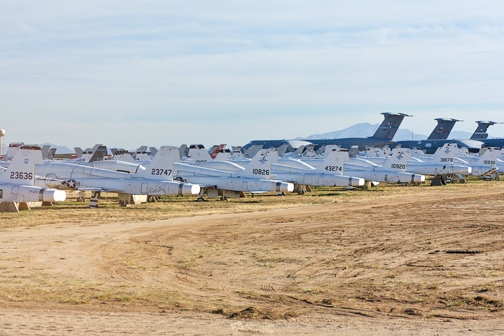 tucson airplane graveyard tucson airplane graveyard